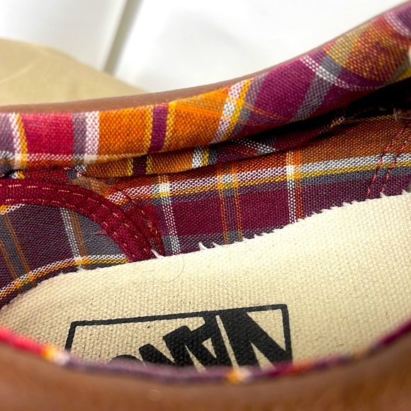 Vans - Picture 6 of 8